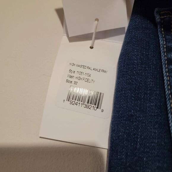 Mother High Waisted Rail Ankle Fray - Picture 4 of 13